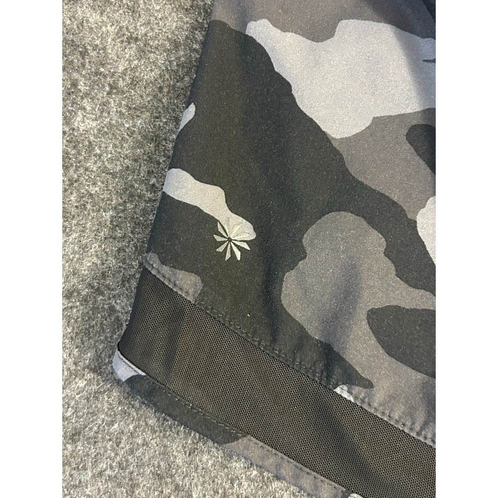 Athleta Black and Gray Camo‎ Breathable Mesh Racer Run Short 4" Size XXSmall - Picture 8 of 9